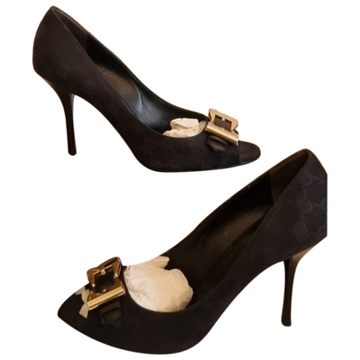 Pre-owned Gucci Cloth Heels In Black