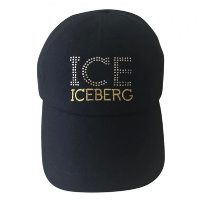 Pre-owned Iceberg Wool Hat In Black