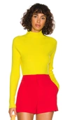 ALICE AND OLIVIA IRENA MOCK NECK CROPPED SWEATER
