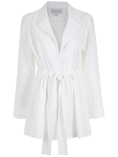 Alcaçuz Acessorio Belted Blazer In White