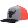 Mitchell & Ness Men's  Gray, Red Chicago Bulls Day 5 Snapback Hat In Gray
