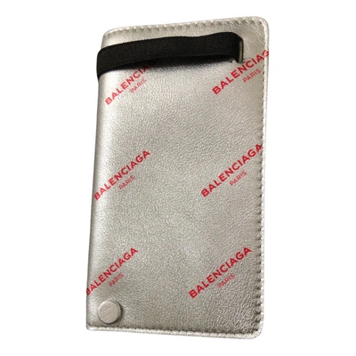 Pre-owned Balenciaga Leather Card Wallet In Silver