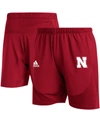 ADIDAS ORIGINALS MEN'S ADIDAS SCARLET NEBRASKA HUSKERS 2021 SIDELINE AEROREADY TRAINING SHORTS