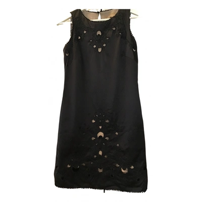 Pre-owned Max Azria Silk Mid-length Dress In Black