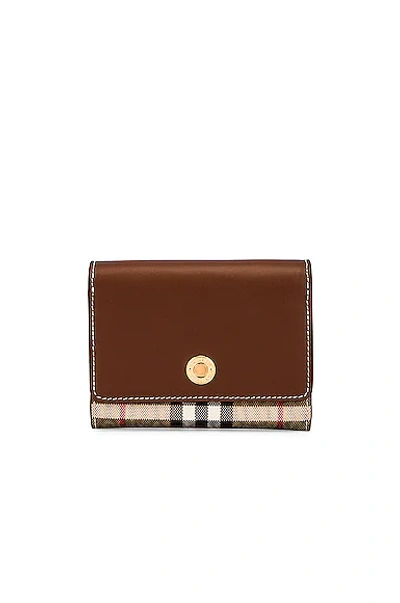 Burberry Lancaster Wallet In Tan