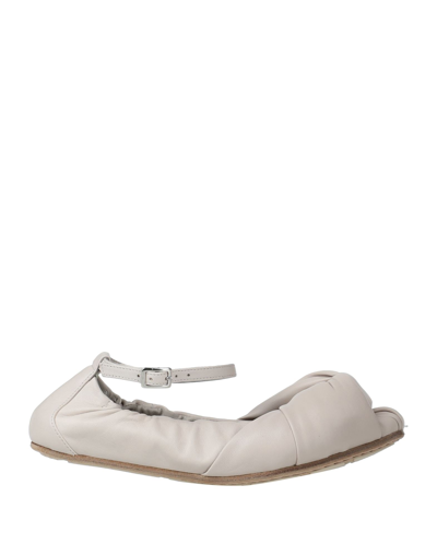 Vic Matie Ballet Flats In White