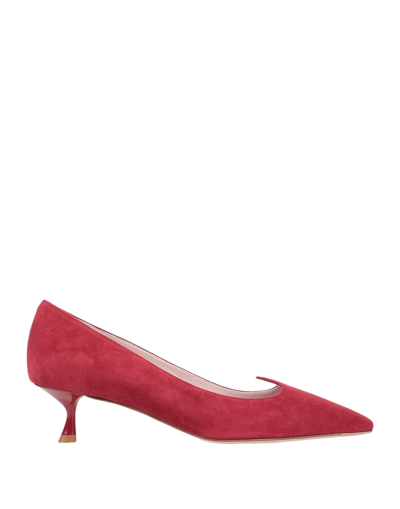 Roger Vivier Pumps In Red