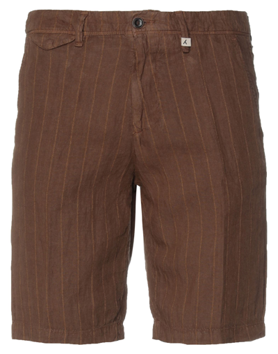 Myths Shorts In Brown