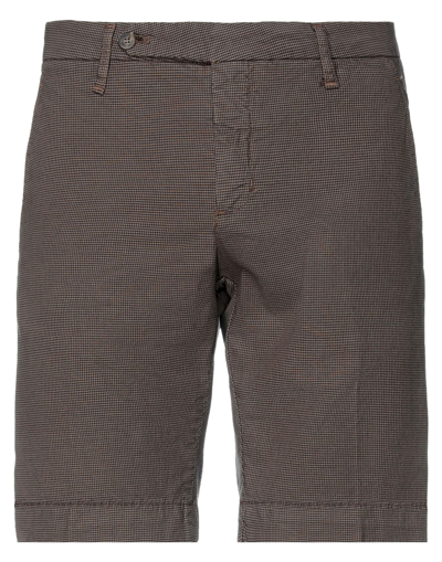 Entre Amis Shorts & Bermuda Shorts In Brown