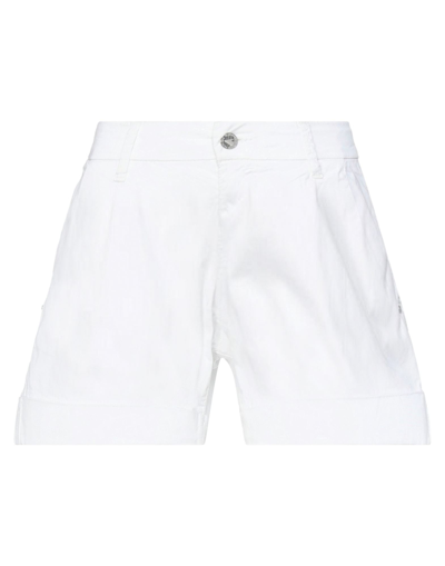 Yes Zee By Essenza Woman Shorts & Bermuda Shorts White Size 29 Cotton, Elastane