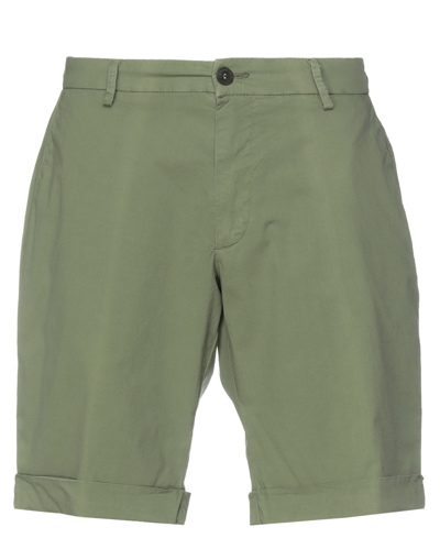 Michael Coal Shorts & Bermuda Shorts In Green