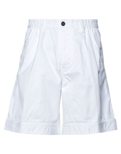 Dsquared2 Shorts & Bermuda Shorts In White