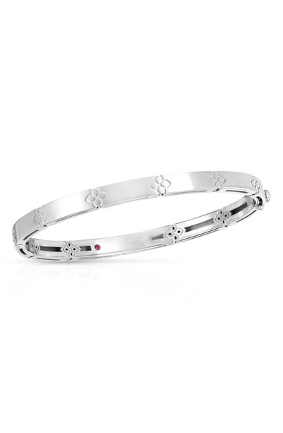 Roberto Coin 18k White Gold Love In Verona Narrow Width Bangle In Metallic