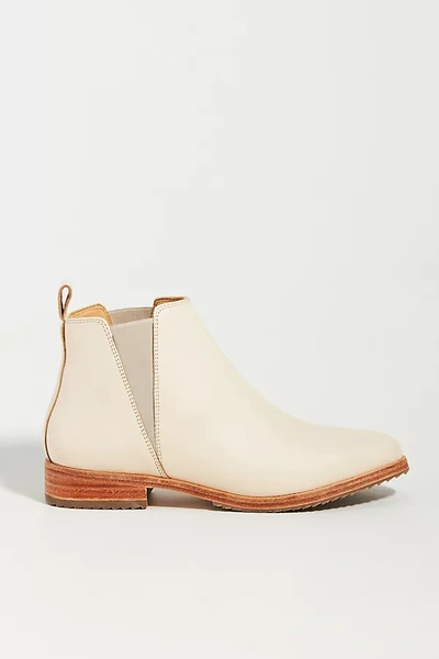 Nisolo Everyday Chelsea Boot In White