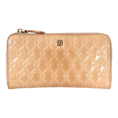 Pre-owned Fendi Patent Leather Wallet In Beige