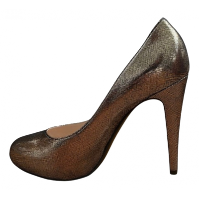 Pre-owned Roberto Festa Leather Heels In Gold