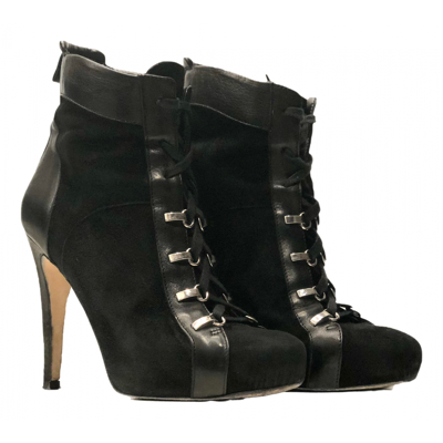 Pre-owned Kaviar Gauche Leather Lace Up Boots In Black