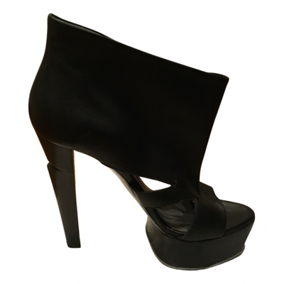 Pre-owned Costume National Leather Sandal In Black
