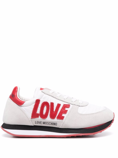 Love Moschino Love 贴花低帮运动鞋 In White