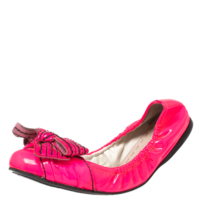Pre-owned Miu Miu Pink Patent Leather Bow Scrunch Ballet Flats Size 37