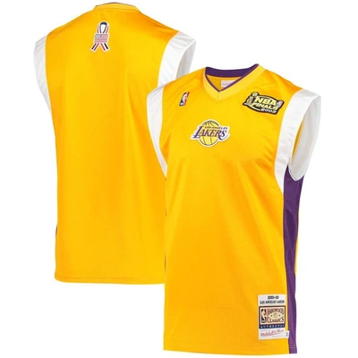 Mitchell & Ness Gold Los Angeles Lakers 2002 Nba Finals Hardwood Classics On-court Authentic Sleevel