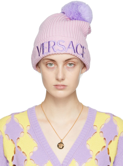 Versace Logo刺绣针织套头帽 In Pink