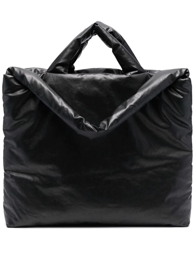 Kassl Editions Large Oil-coated Pillow Bag In Schwarz