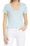 Nordstrom Everyday V-neck T-shirt In Blue Falls