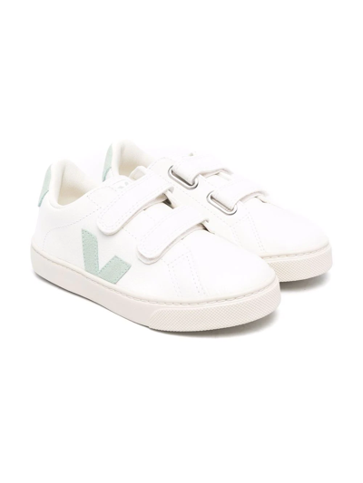 Veja Kids' Touch-strap Low-top Trainers In White