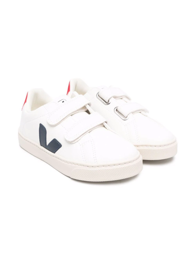 Veja Kids' Touch-strap Low-top Trainers In White