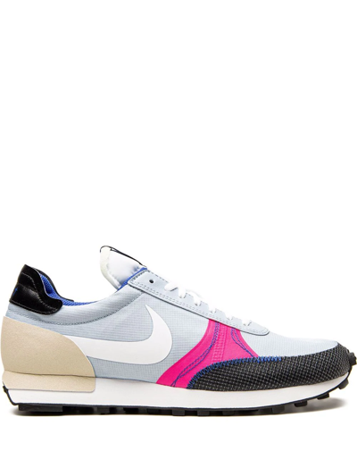 Nike Daybreak Type Se Low-top Sneakers In Grey