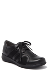 Softwalk Topeka Sneaker In Black