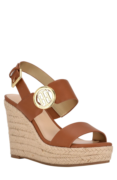 Tommy Hilfiger Women's Kahdy Logo Wedge Sandals In Light Brown 230