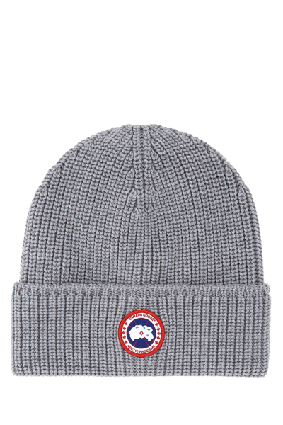 Canada Goose Arctic Disc Knitted Wool Beanie In Grey