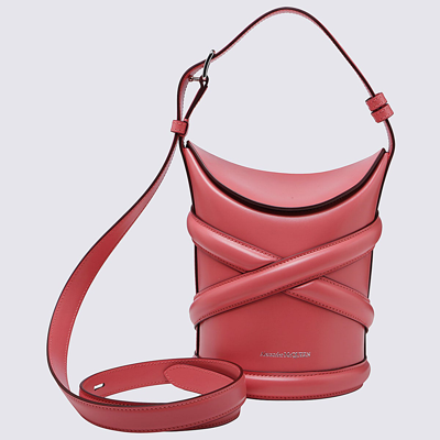 Alexander Mcqueen Coral Leather The Curve Bucket Bag In Red