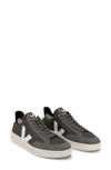 Veja Baskets V-12 En Matériaux Recyclés In Grafite White