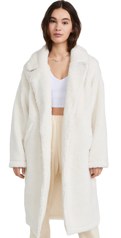 Alo Yoga Sherpa Trench In Ivory