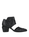 Elena Iachi Ankle Boots In Black