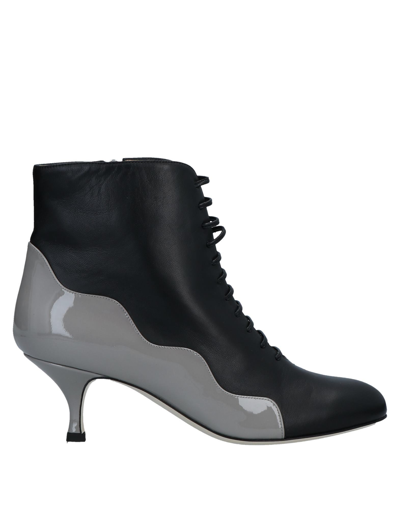 Francesca Bellavita Ankle Boots In Black