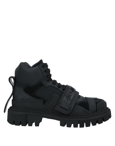 Dolce & Gabbana Ankle Boots In Black