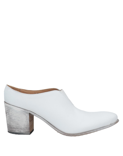 Moma Mules & Clogs In White