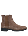 Tod's Ankle Boots In Brown