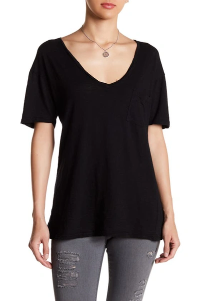 Go Couture V-neck Pocket Boyfriend T-shirt In Black