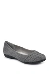 White Mountain Clara Ballet Flat In Pewter/glitter/fabric