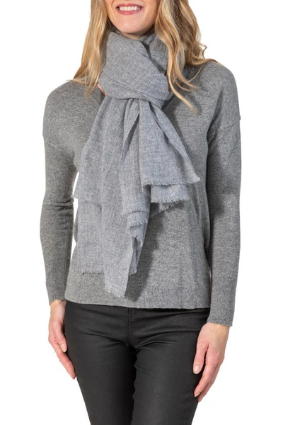 Amicale Cashmere Light Weight Wrap In Grey