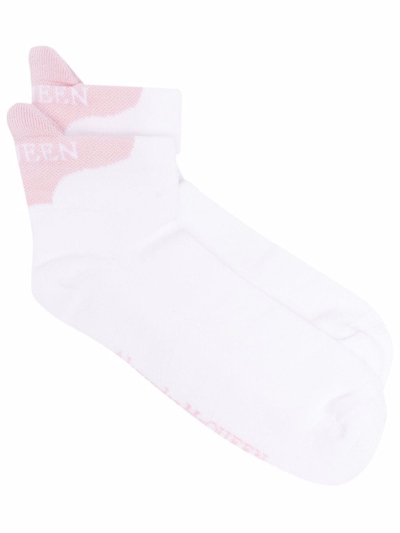 Alexander Mcqueen Logo-intarsia Ankle Socks In White