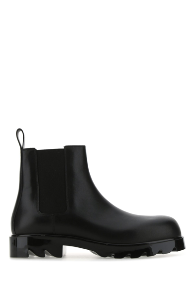 Bottega Veneta Men's Chelsea Leather Ankle Boots In Black