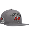 PRO STANDARD MEN'S PRO STANDARD GRAY TAMPA BAY BUCCANEERS STACKED SNAPBACK HAT