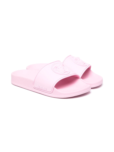 Versace Kids' 美杜莎压纹拖鞋 In Pink