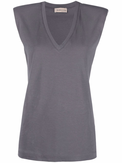 Blanca Vita Sleeveless V-neck Top In Grau